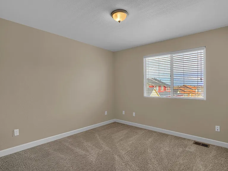 5450 Jordy Russ Grv — Photo 19