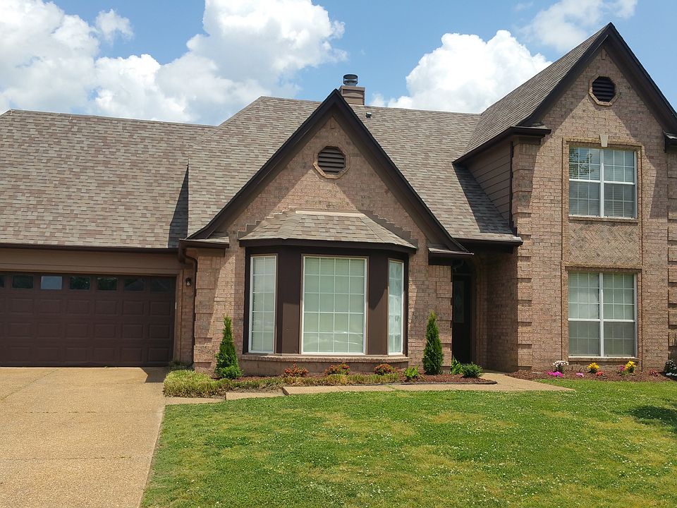 1st image of 10846 Lexington Dr