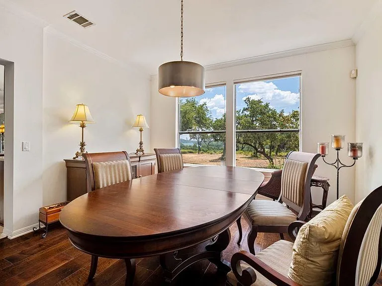 5511 Courtyard Dr — Photo 30