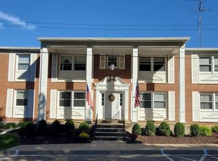 555 N Pearl St #B4, Stockton, IL 61085