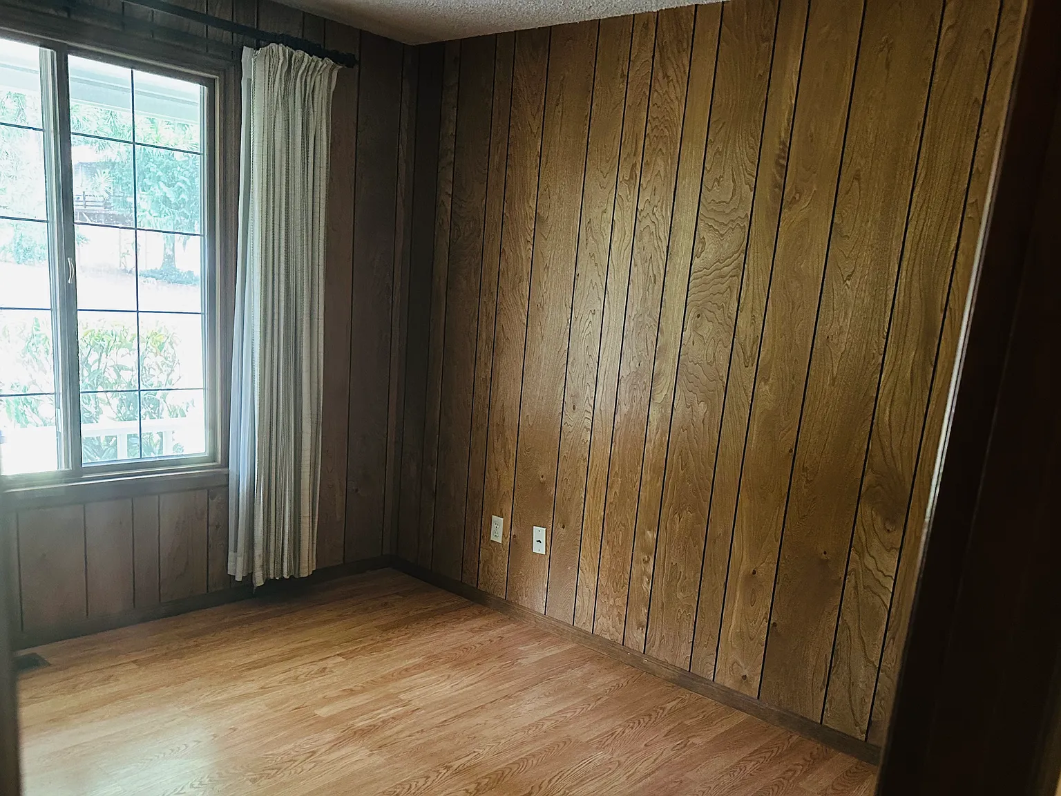 4 bed, 2071 sqft, $3,200 — Photo 4