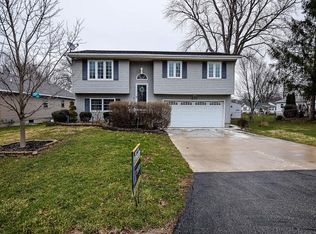 450 S Washington St, Forsyth, IL 62535