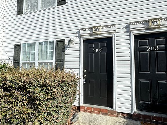2nd image of 534 Wright Ave #2109SC