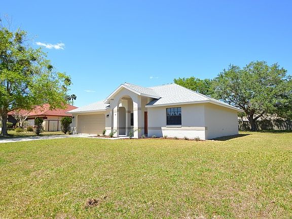 2nd image of 7 Black Oak Ct