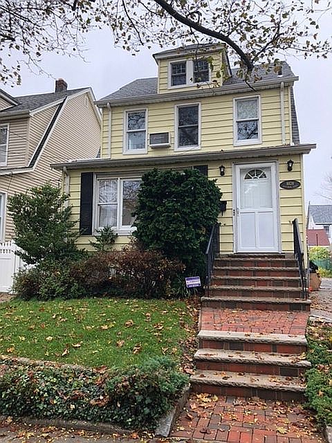 1st image of 88-28 Gettysburg St