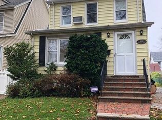 88-28 Gettysburg St, Bellerose, NY 11426
