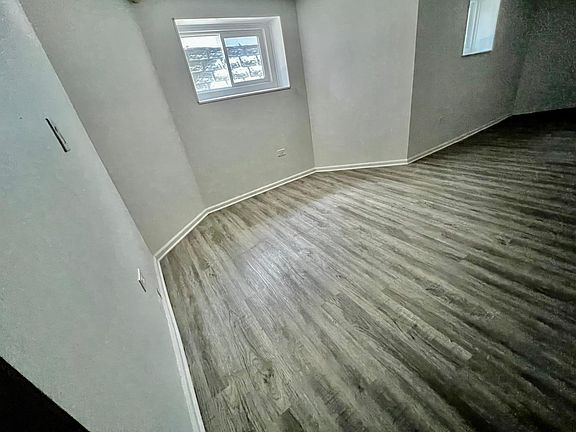 5th image of 5114 W Pensacola Ave