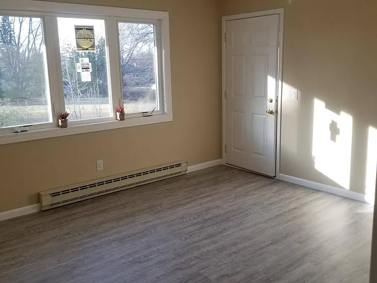 4555 N Woodbridge Rd — Photo 14