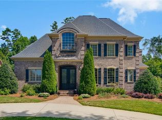 1061 Salem Village Ln, Clemmons, NC 27012