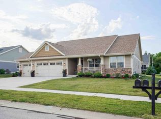 9132 Dahlia Ln, Racine, WI 53406