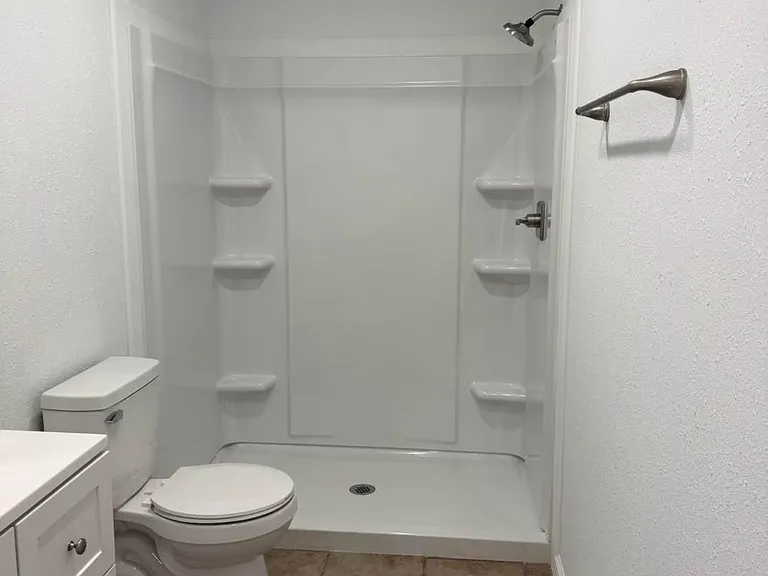 18786 Hillside Cir S — Photo 9