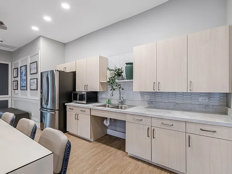 Aria Landings — Photo 8