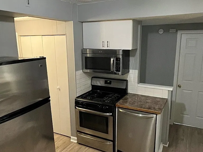 1462 Carroll Ave #2 — Photo 5
