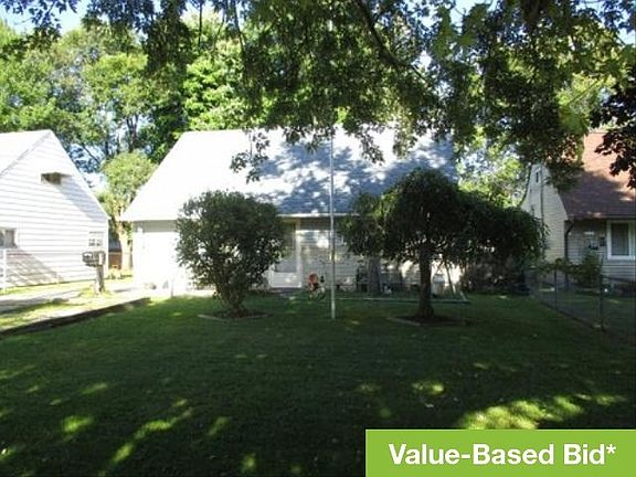 2nd image of 289 N Beverly Ave