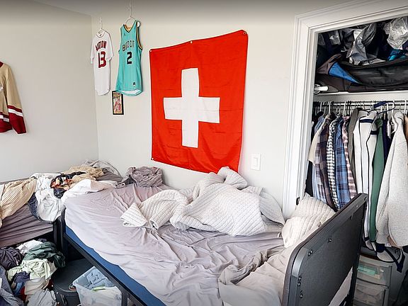 3rd image of 2021 Commonwealth Ave APT 4