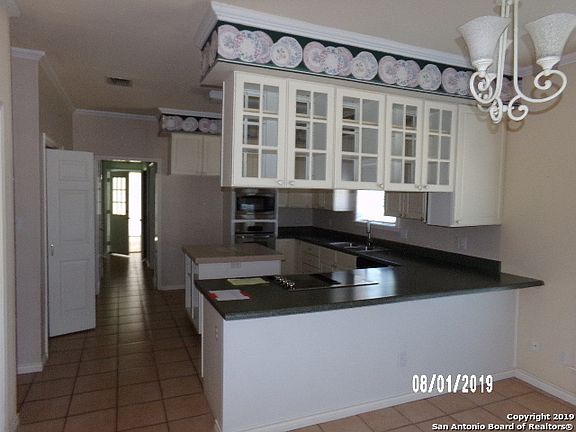 5th image of 107 Wollschlaeger Dr