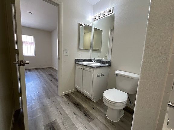 5th image of 3771 Sand Pier St #0