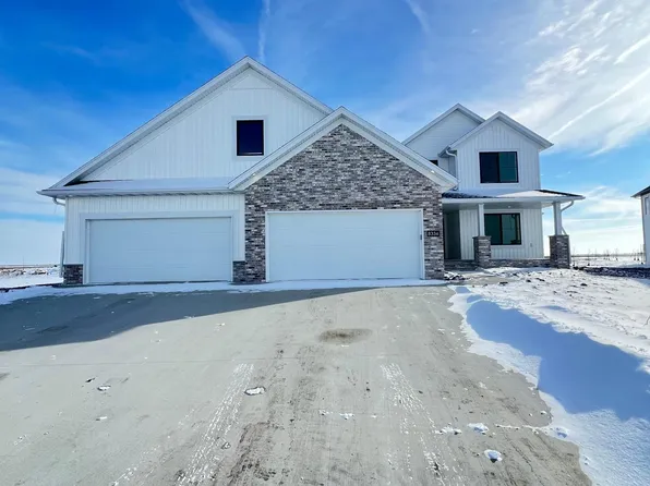8336 59th St S, Horace, ND 58047