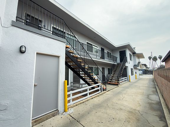 2nd image of 3333 Los Flores Blvd APT D