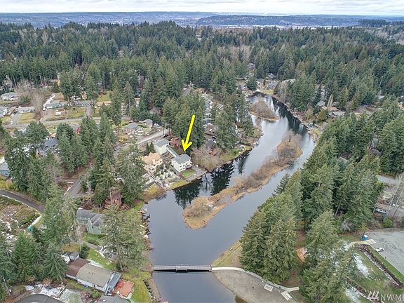 3rd image of 18710 McGhee Dr E