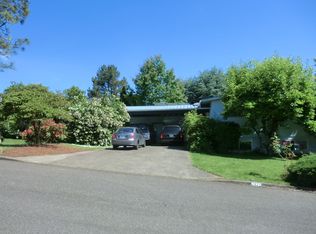 2921 SW Ridge Dr, Portland, OR 97219