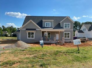 104 Cherry Crossing Ln, Belmont, NC 28012