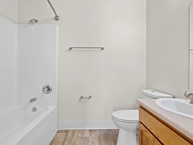 Chinook Way Apartments — Photo 83