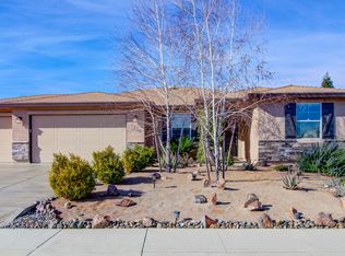 1126 Hope Ln, Redding, CA 96003