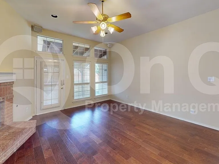 5603 Stonehenge Dr — Photo 8