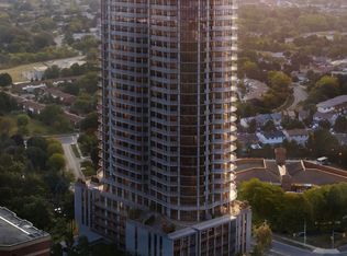 1 Fairview Rd E #502, Mississauga, ON L5A 4C6