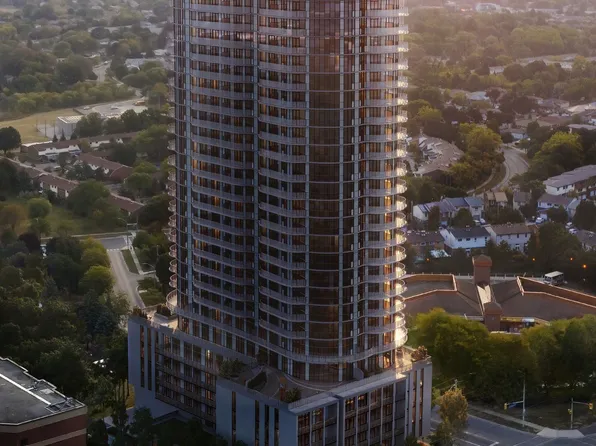 1 Fairview Rd E #502, Mississauga, ON L5A 4C6