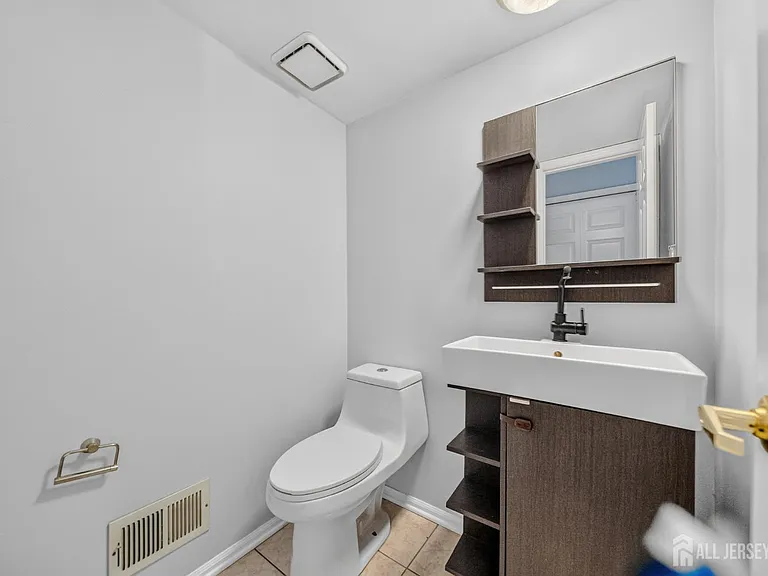 22 Driftwood Dr — Photo 16