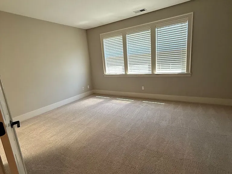 10108 SW Morrison St #10108 — Photo 25
