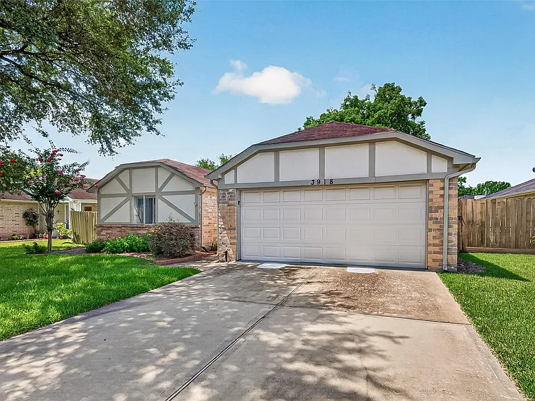 3918 Mill Rock Cir — Photo 3