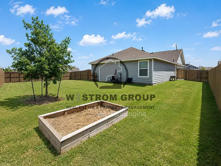 2800 Slatewood Dr — Photo 30