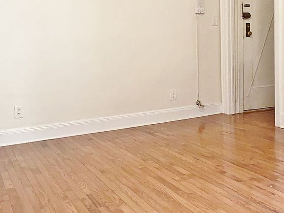 4th image of 28-26 44th St #3A