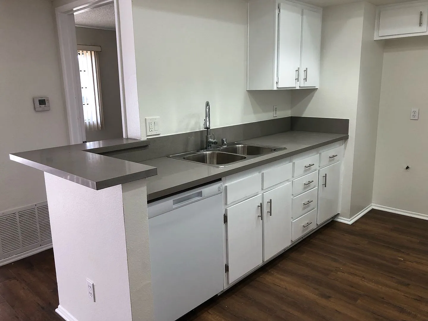 6400 Kraft Avenue — Photo 4