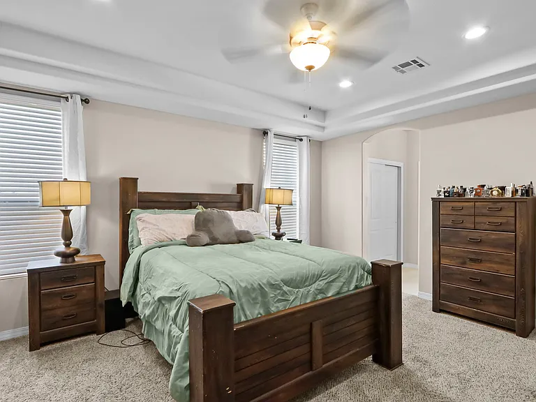 629 Guy Meyers St — Photo 16