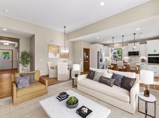 752 Somerwood Ln, Waconia, MN 55387