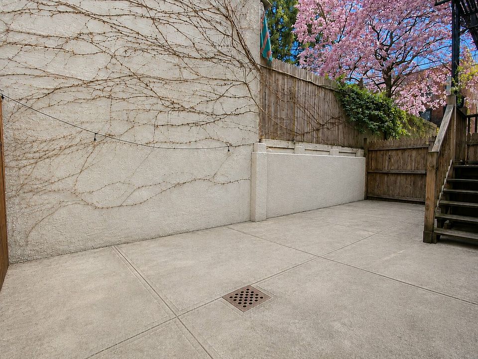 1st image of 807 8th Ave APT 1R