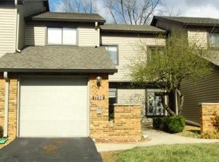 1706 Robin Knoll Ct, Saint Louis, MO 63146