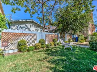 11049 Fruitland Dr, Studio City, CA 91604