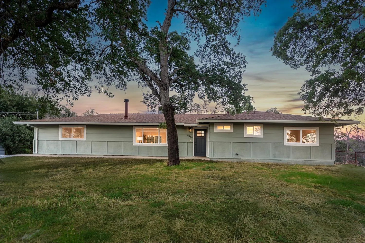 5450 Maranatha Ln photo 1