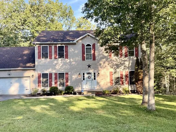 156 Misty Ln, Shady Spring, WV 25918