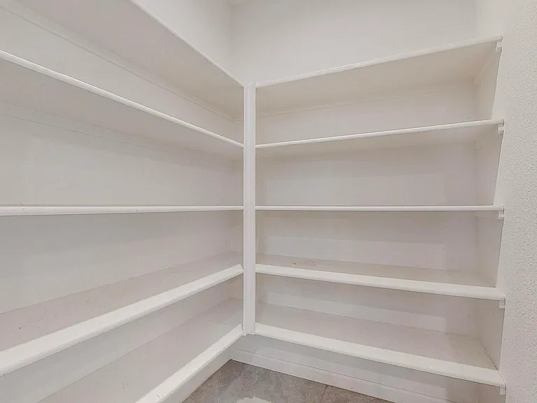 5950 Las Vacas Ct NE — Photo 24