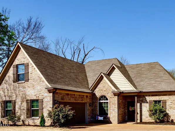 8233 Ashton Ln, Southaven, MS 38672