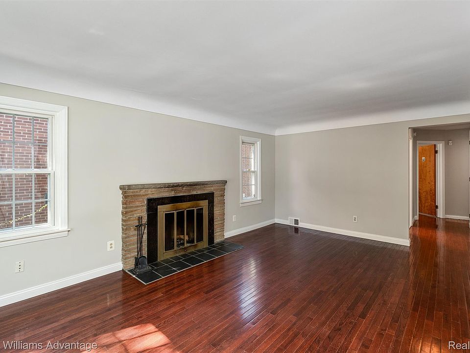 410 Catalpa Dr, photo 13