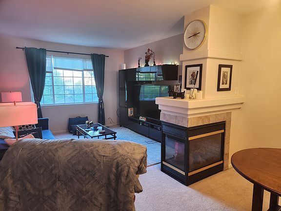 5th image of 534 Cary Woods Cir