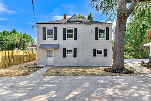 325 Meridian Ave Photo 1