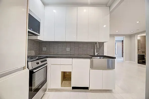 Rented by REAL New York | media 30